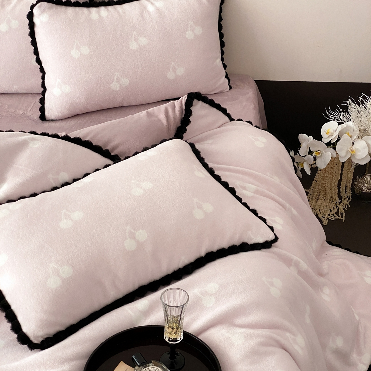 91家纺网 家纺一手货源 找家纺 （总）时亿家居 2025新款高克重獭獭绒四件套-云梦樱语