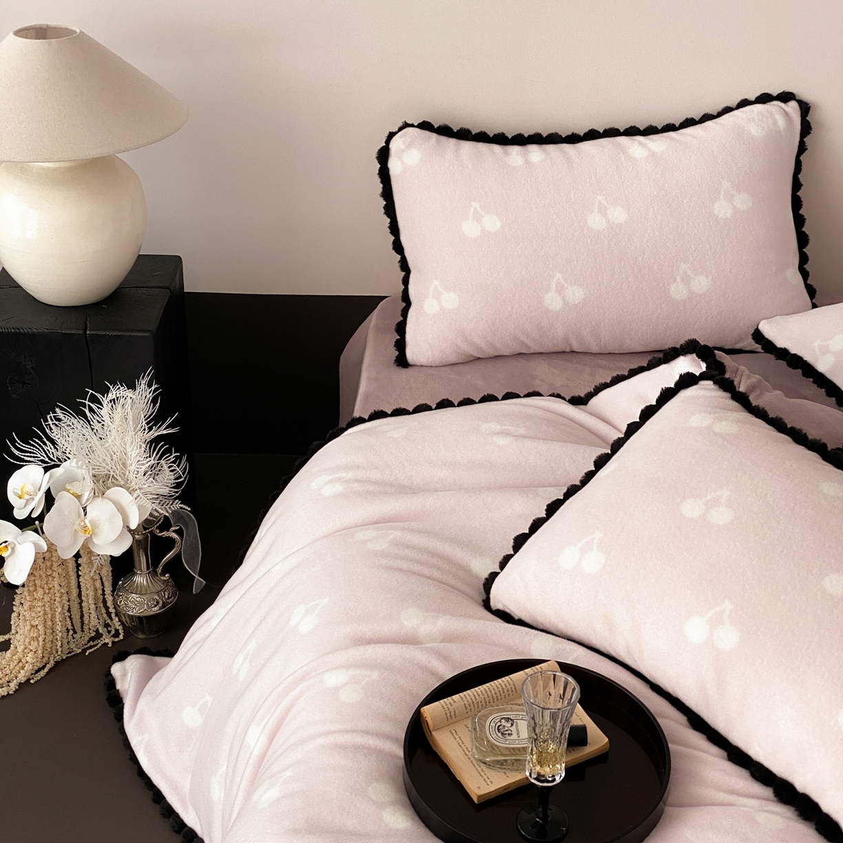 91家纺网 家纺一手货源 找家纺 （总）时亿家居 2025新款高克重獭獭绒四件套-云梦樱语