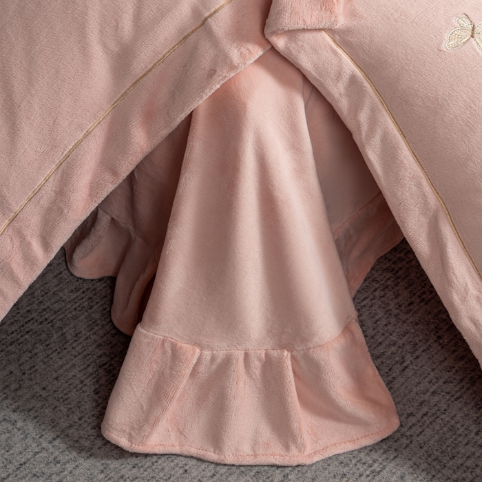 91家纺网 家纺一手货源 找家纺 （总）魅都 2025新款冬季全消光超柔高克重牛奶绒四件套-蝴蝶印记