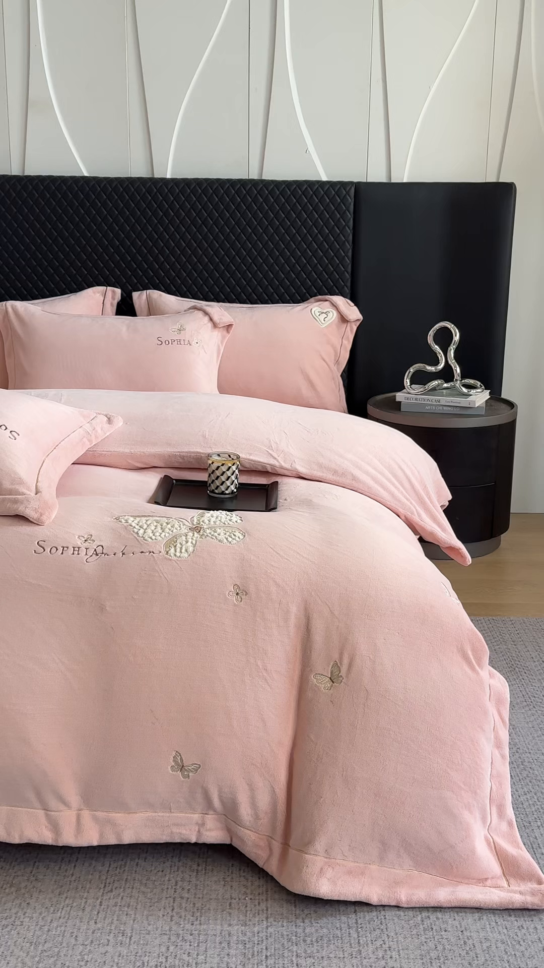 91家纺网 家纺一手货源 找家纺 （总）魅都 2025新款冬季全消光超柔高克重牛奶绒四件套-蝴蝶印记