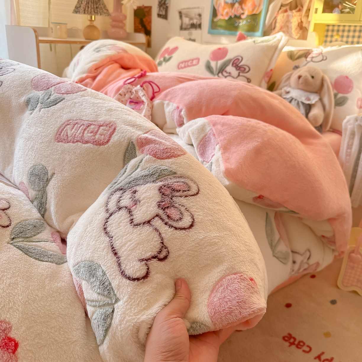 91家纺网 家纺一手货源 找家纺 （总）韩巢家纺 2025新款高克重雪花绒牛奶绒四件套系列