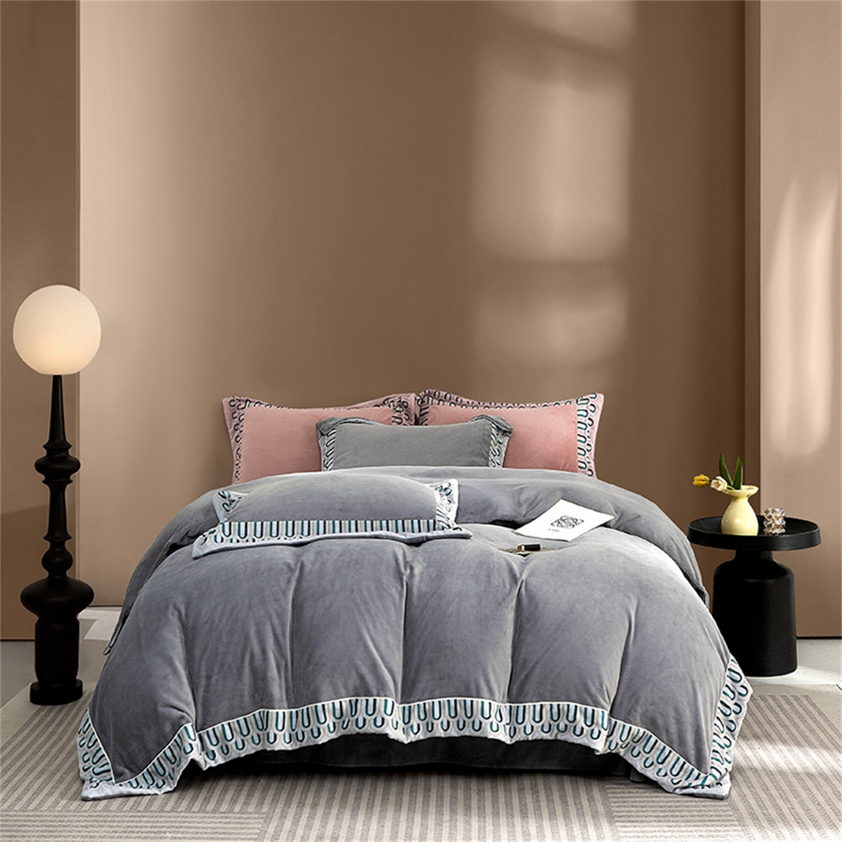 91家纺网 家纺一手货源 找家纺 （总）芯丝路枕业 2025新款蚕丝棉四件套系列-奈儿日耳曼以弗所系列