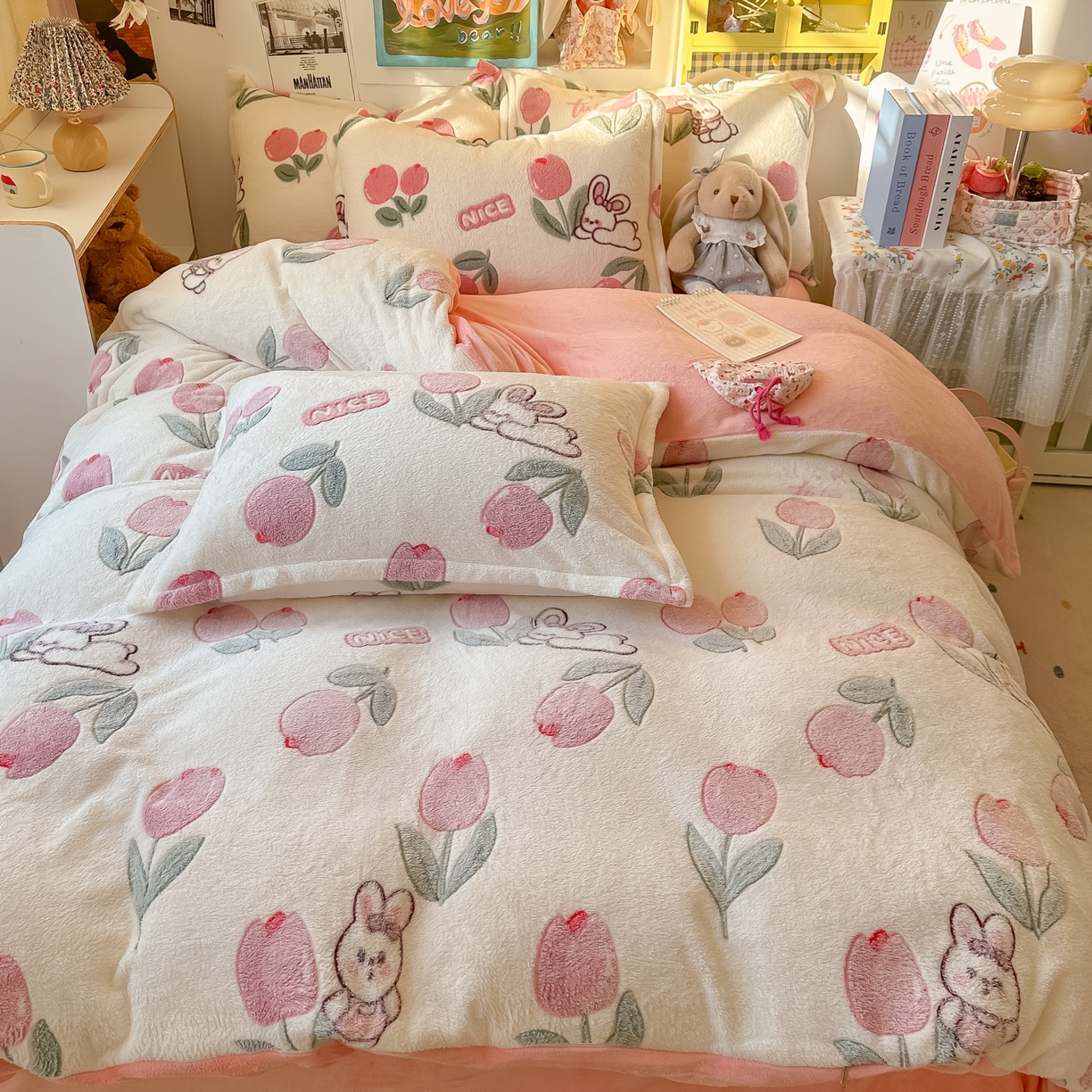 91家纺网 家纺一手货源 找家纺 韩巢家纺 2025新款高克重雪花绒牛奶绒四件套系列 郁金香