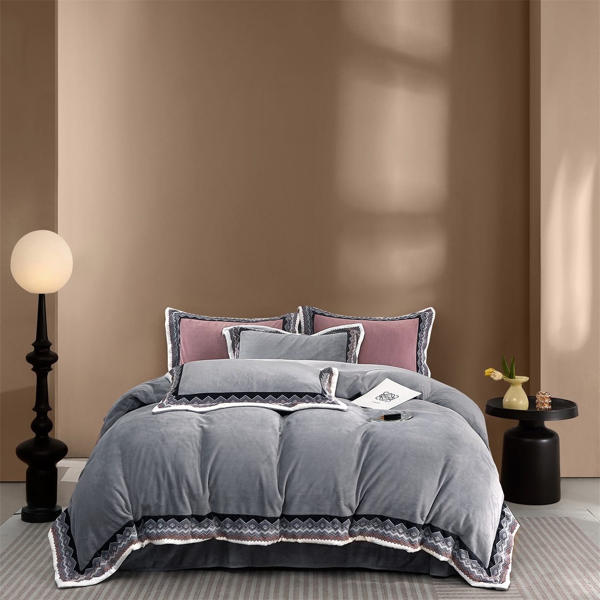 91家纺网 家纺一手货源 找家纺 （总）芯丝路枕业 2025新款蚕丝棉四件套系列-奈儿日耳曼以弗所系列