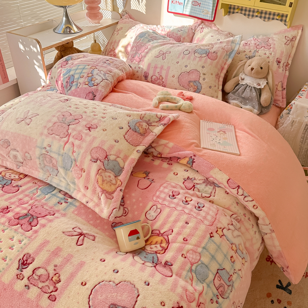 91家纺网 家纺一手货源 找家纺 韩巢家纺 2025新款高克重雪花绒牛奶绒四件套系列 巴丽娜