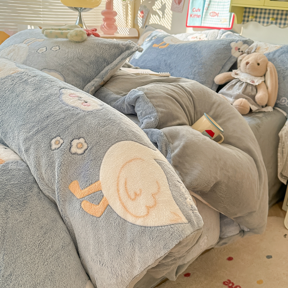 韩巢家纺 2025新款高克重雪花绒牛奶绒四件套系列 大白鹅