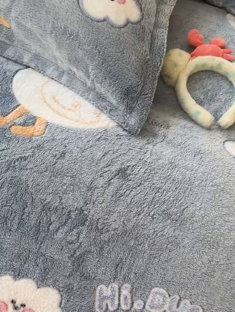 91家纺网 家纺一手货源 找家纺 韩巢家纺 2025新款高克重雪花绒牛奶绒四件套系列 大白鹅