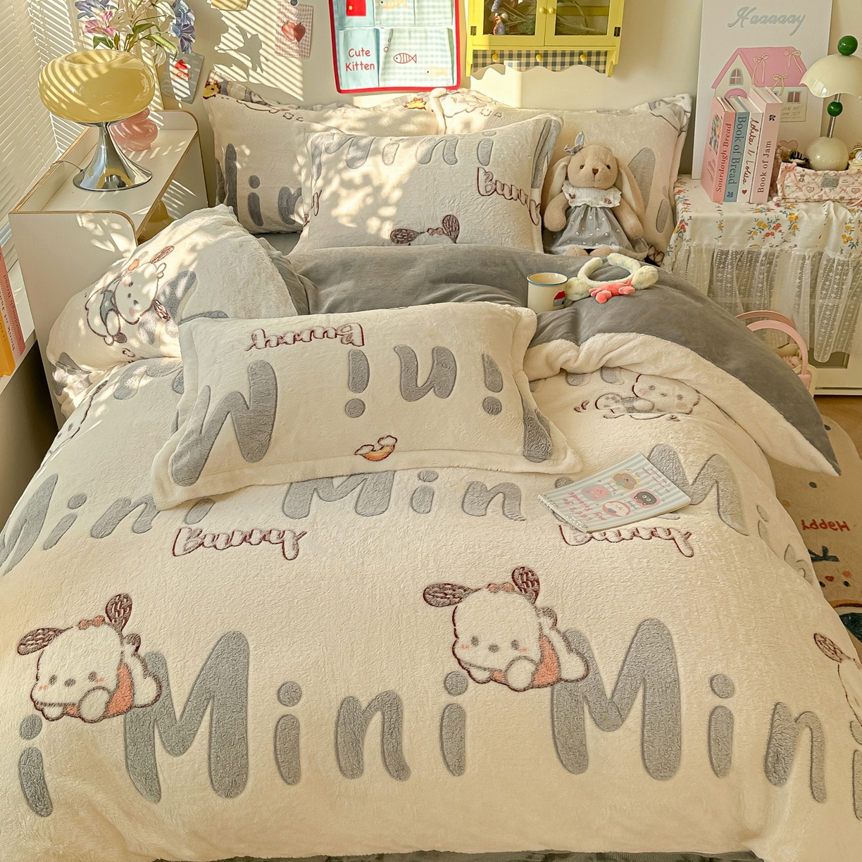 91家纺网 家纺一手货源 找家纺 韩巢家纺 2025新款高克重雪花绒牛奶绒四件套系列 米菲