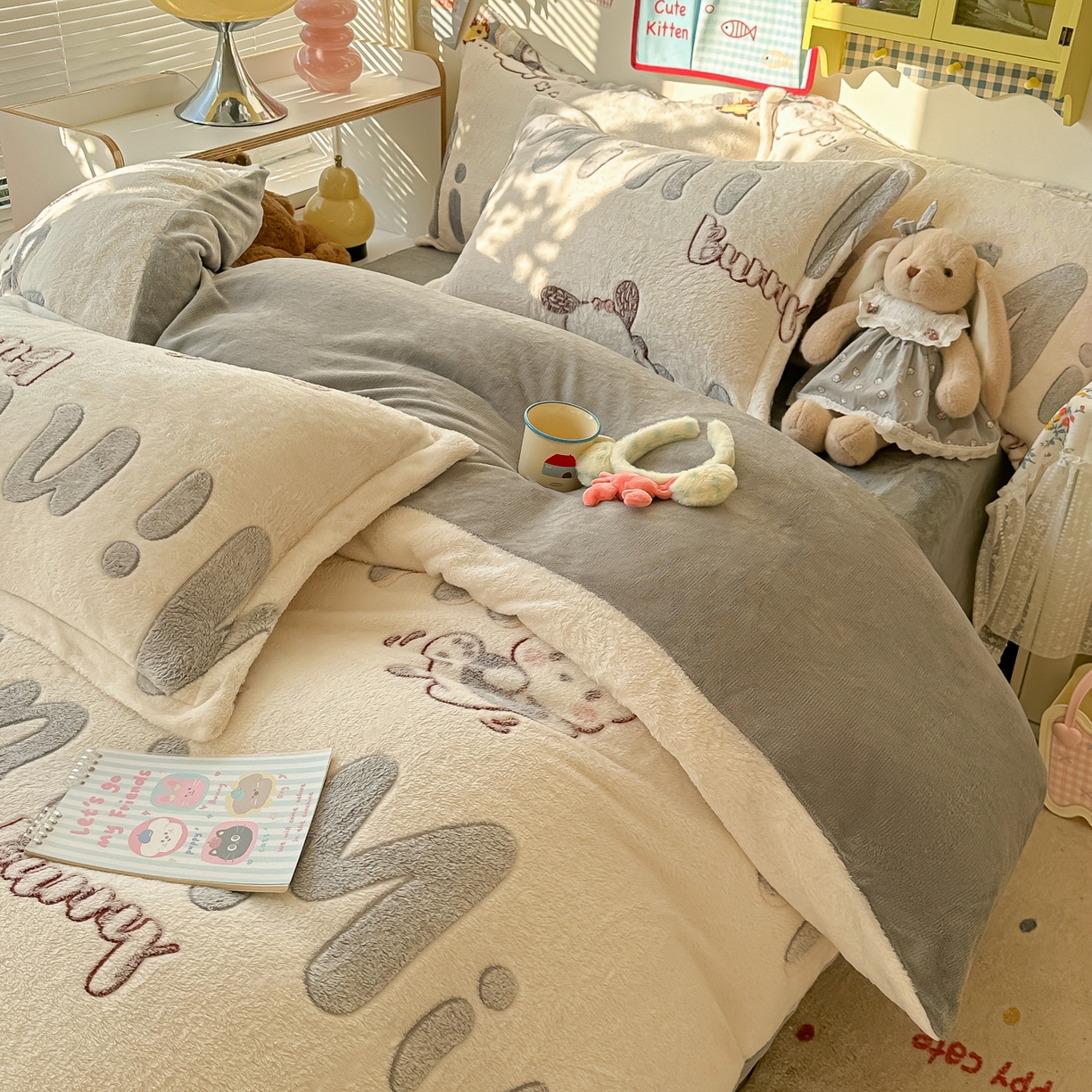 91家纺网 家纺一手货源 找家纺 韩巢家纺 2025新款高克重雪花绒牛奶绒四件套系列 米菲