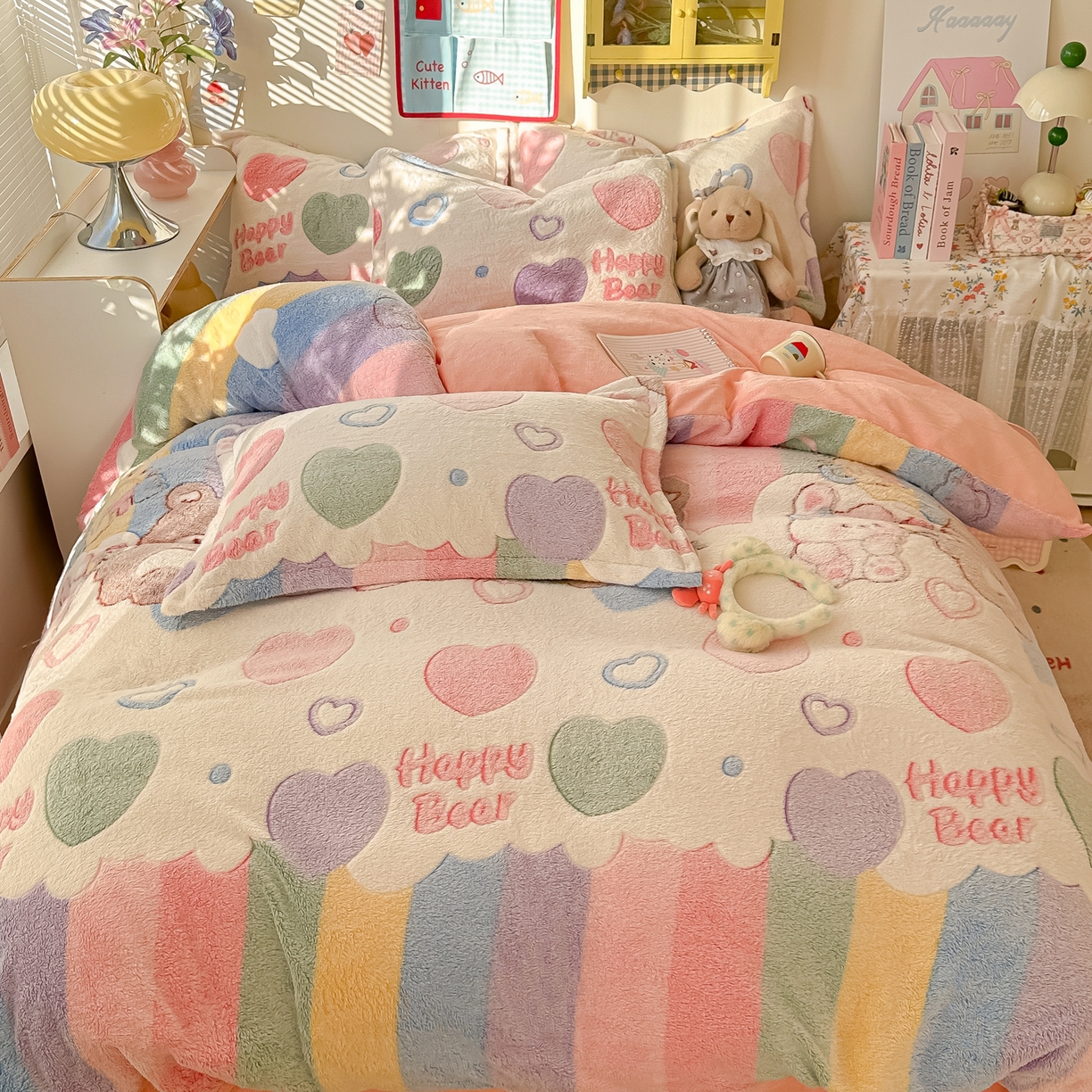 91家纺网 家纺一手货源 找家纺 韩巢家纺 2025新款高克重雪花绒牛奶绒四件套系列 七彩