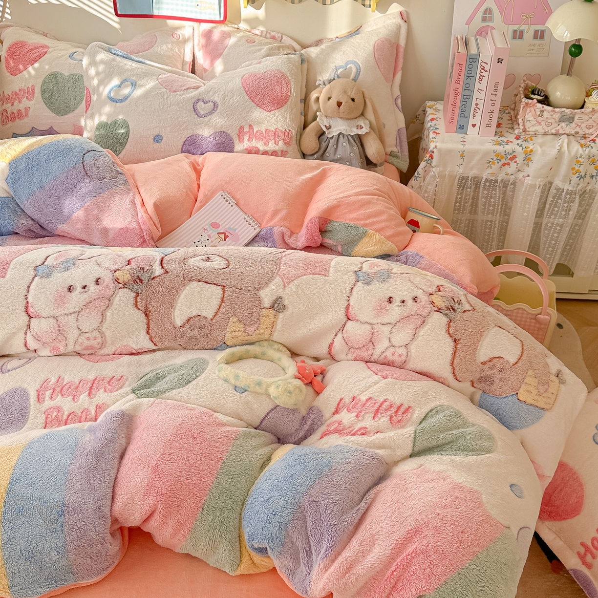 91家纺网 家纺一手货源 找家纺 韩巢家纺 2025新款高克重雪花绒牛奶绒四件套系列 七彩