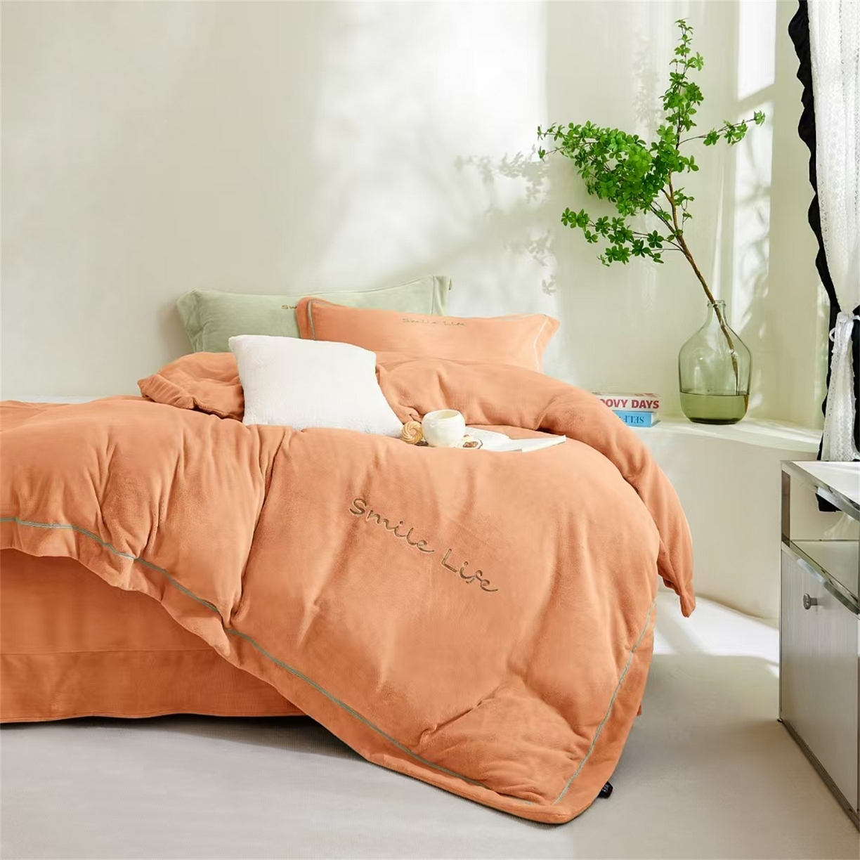 91家纺网 家纺一手货源 找家纺 （总）芯丝路枕业 2025新款蚕丝棉四件套系列-快乐生活蚕丝绒四件套