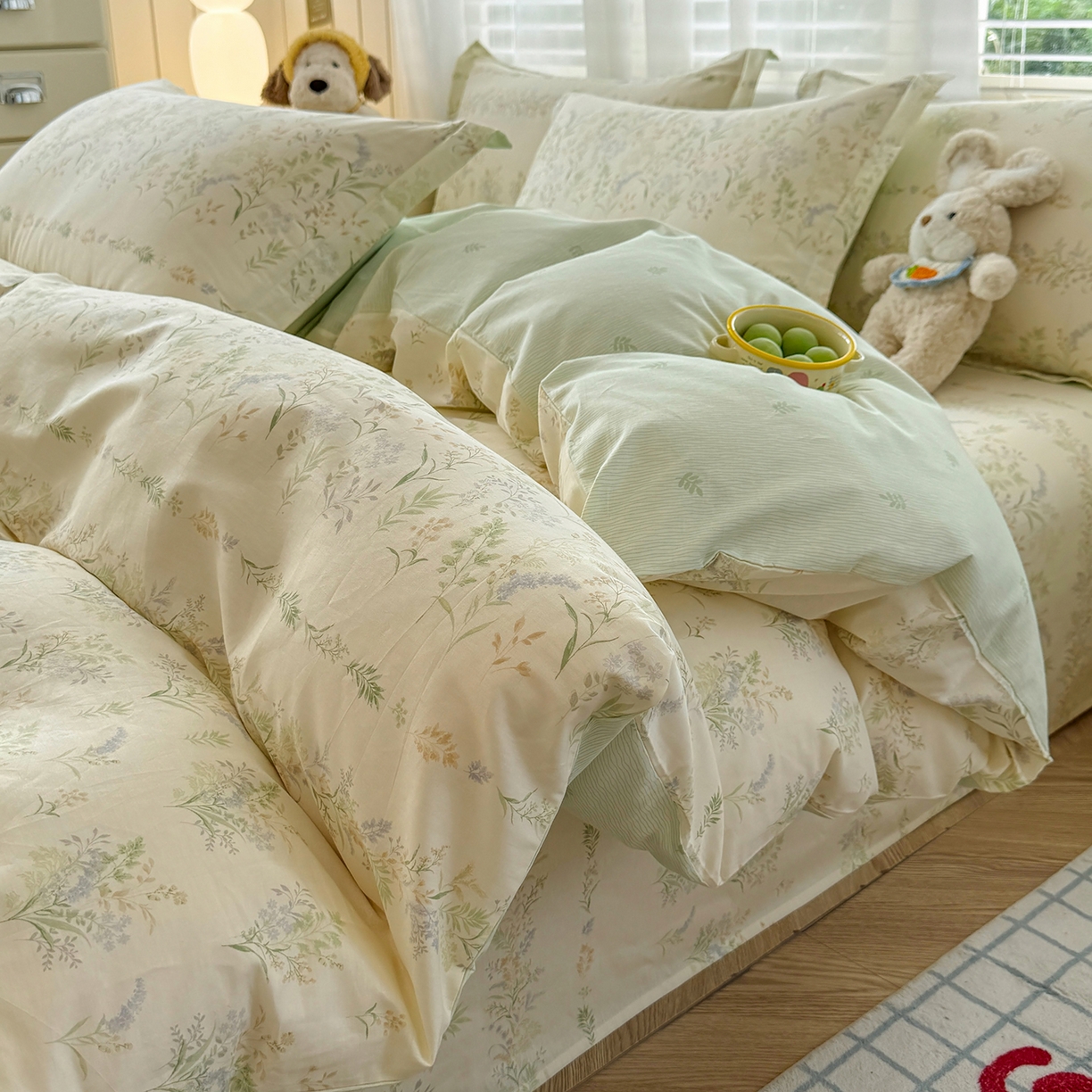 91家纺网 家纺一手货源 找家纺 尚帛 2026新款全棉品质喷气印花爆款四件套 多规格套件 单品系列-场景一 丛草集