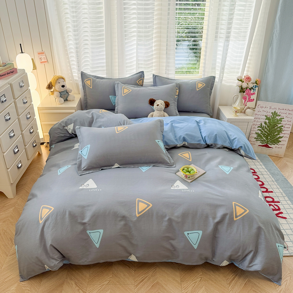 91家纺网 家纺一手货源 找家纺 尚帛 2026新款全棉品质喷气印花爆款四件套 多规格套件 单品系列-场景一 吉米