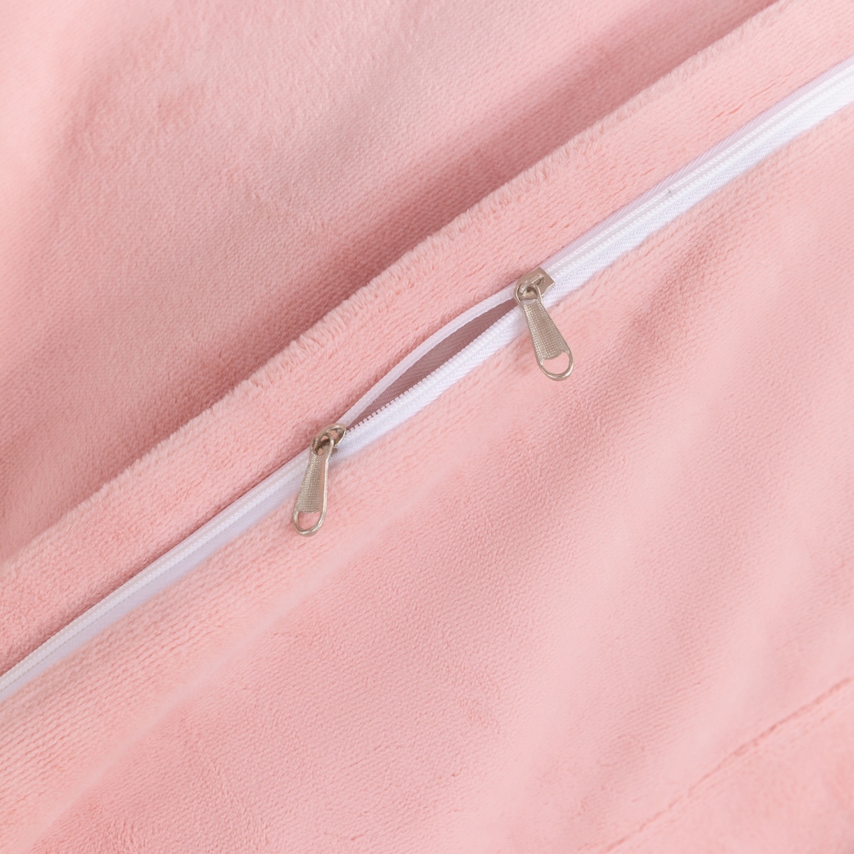 91家纺网 家纺一手货源 找家纺 （总）好漂靓家纺 2025新款75D全光慕丝绒保暖四件套-摩登时代