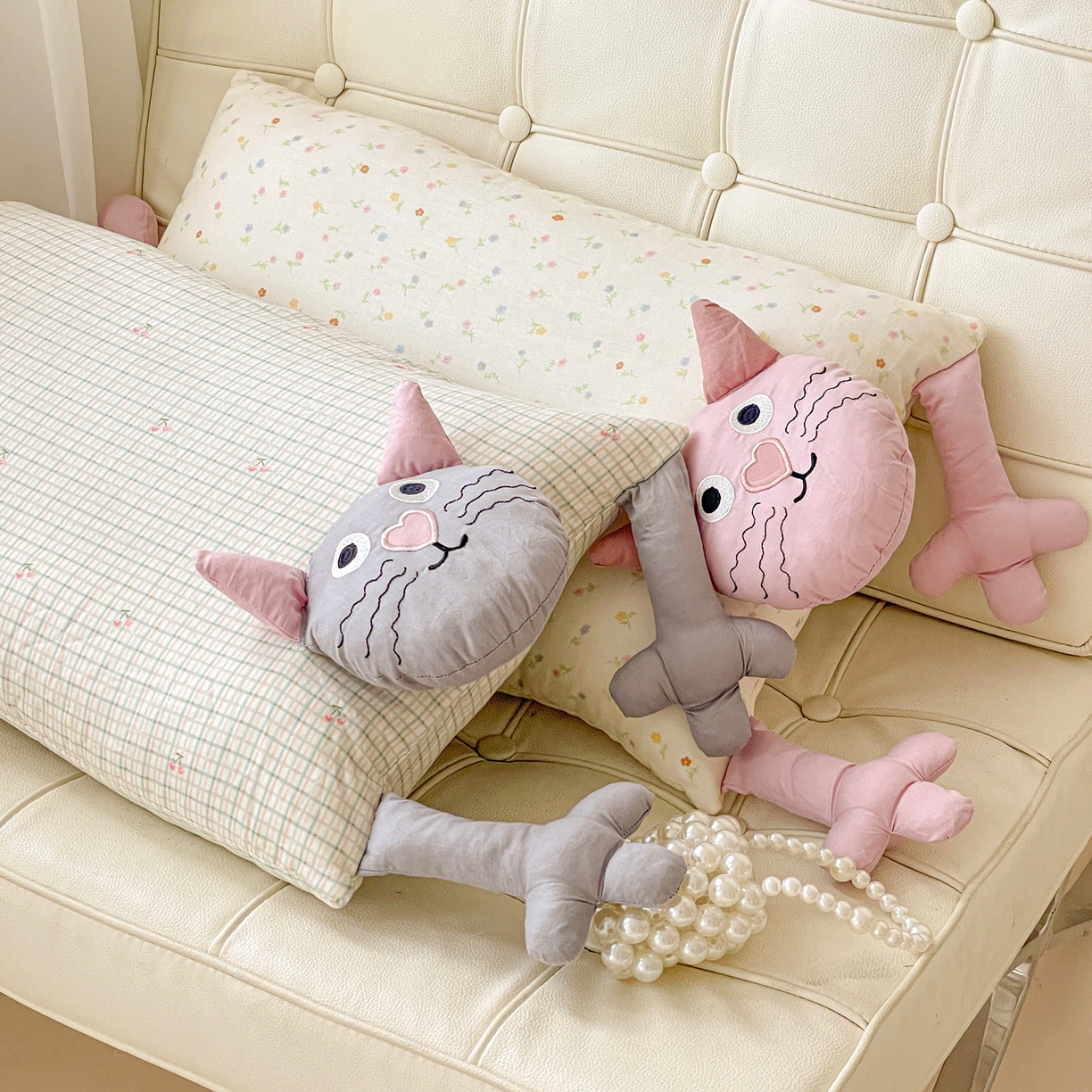 91家纺网 家纺一手货源 找家纺 （总）亦帆枕芯 2025新款爆款哇塞猫羽丝绒枕芯加枕套成人儿童枕芯枕套