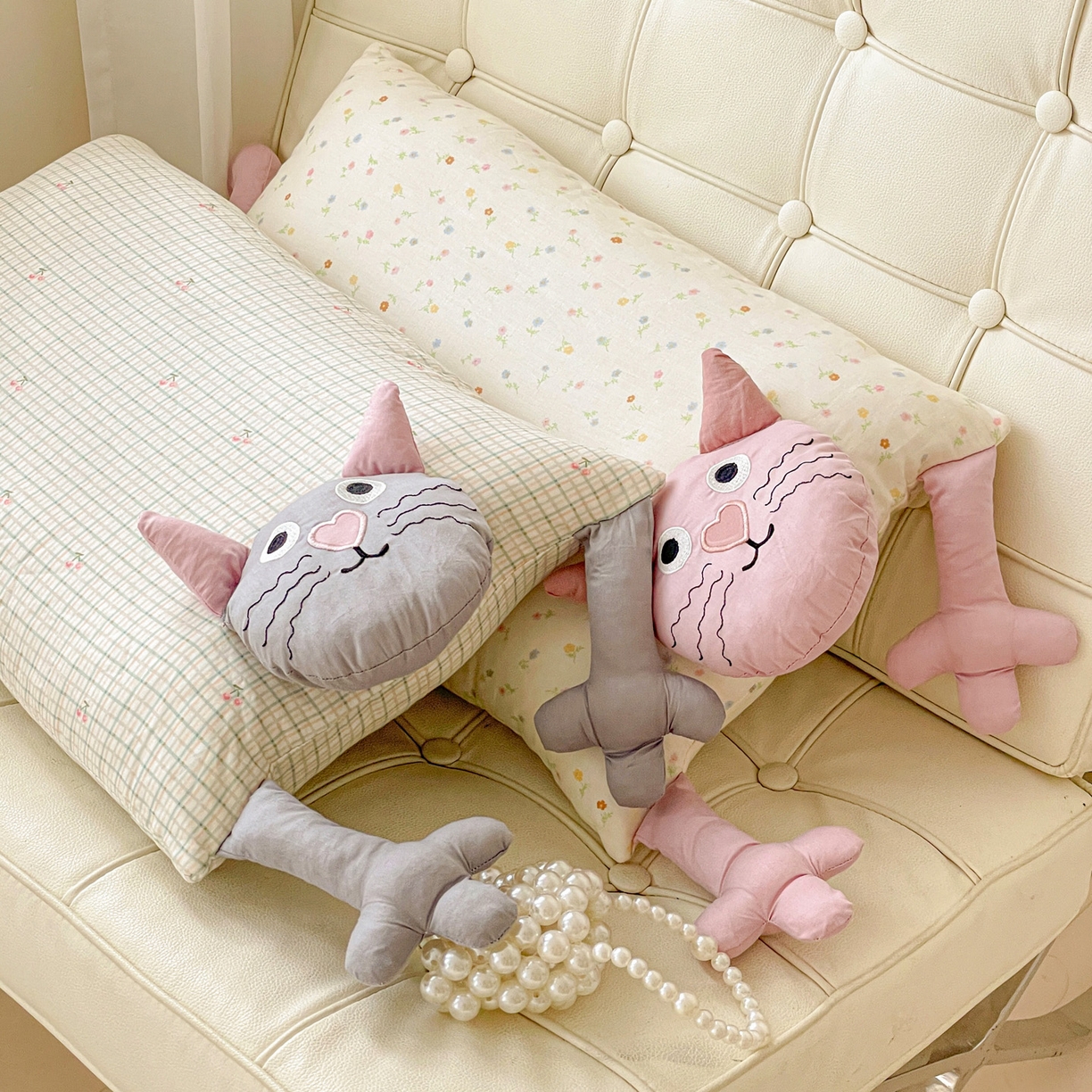 91家纺网 家纺一手货源 找家纺 （总）亦帆枕芯 2025新款爆款哇塞猫羽丝绒枕芯加枕套成人儿童枕芯枕套