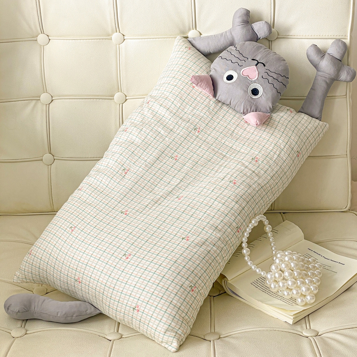 91家纺网 家纺一手货源 找家纺 （总）亦帆枕芯 2025新款爆款哇塞猫羽丝绒枕芯加枕套成人儿童枕芯枕套