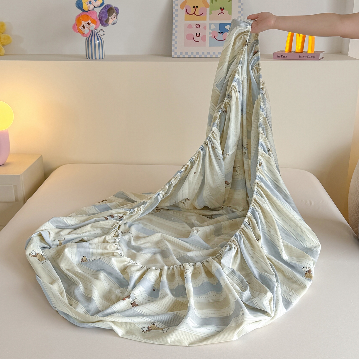 91家纺网 家纺一手货源 找家纺 尚帛 2026新款全棉品质喷气印花爆款四件套 多规格套件 单品系列-单床笠 奔跑小狗