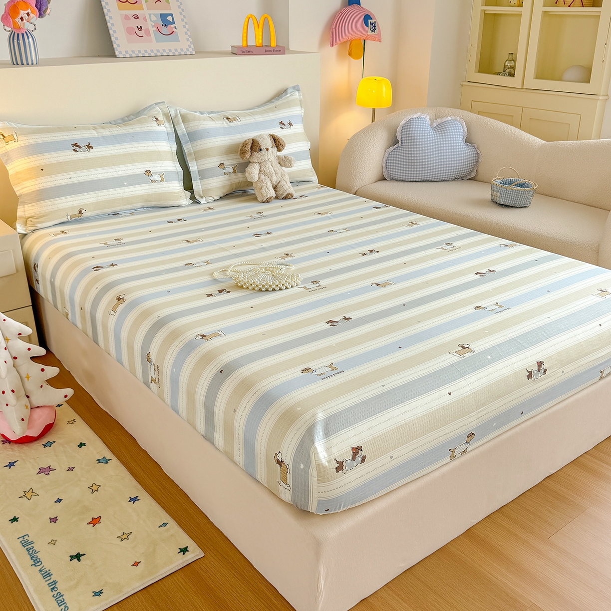 91家纺网 家纺一手货源 找家纺 尚帛 2026新款全棉品质喷气印花爆款四件套 多规格套件 单品系列-单床笠 奔跑小狗