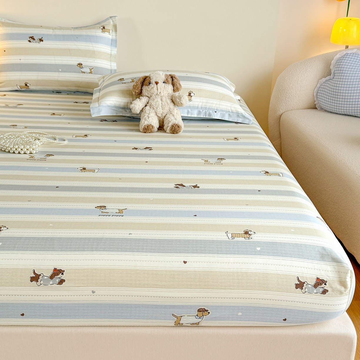 91家纺网 家纺一手货源 找家纺 尚帛 2026新款全棉品质喷气印花爆款四件套 多规格套件 单品系列-单床笠 奔跑小狗