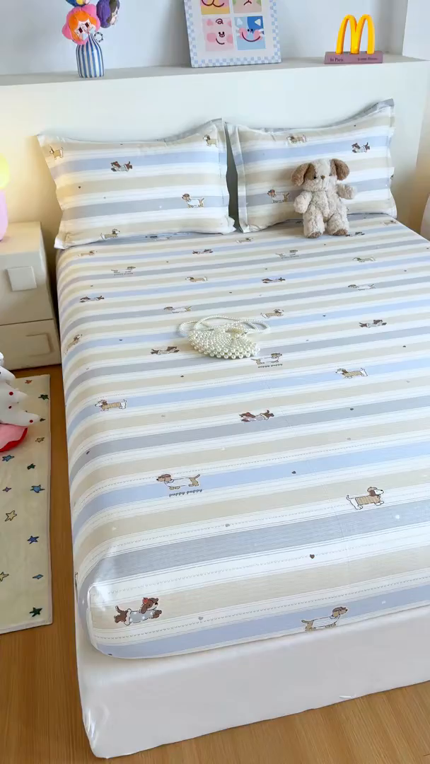 91家纺网 家纺一手货源 找家纺 尚帛 2026新款全棉品质喷气印花爆款四件套 多规格套件 单品系列-单床笠 奔跑小狗