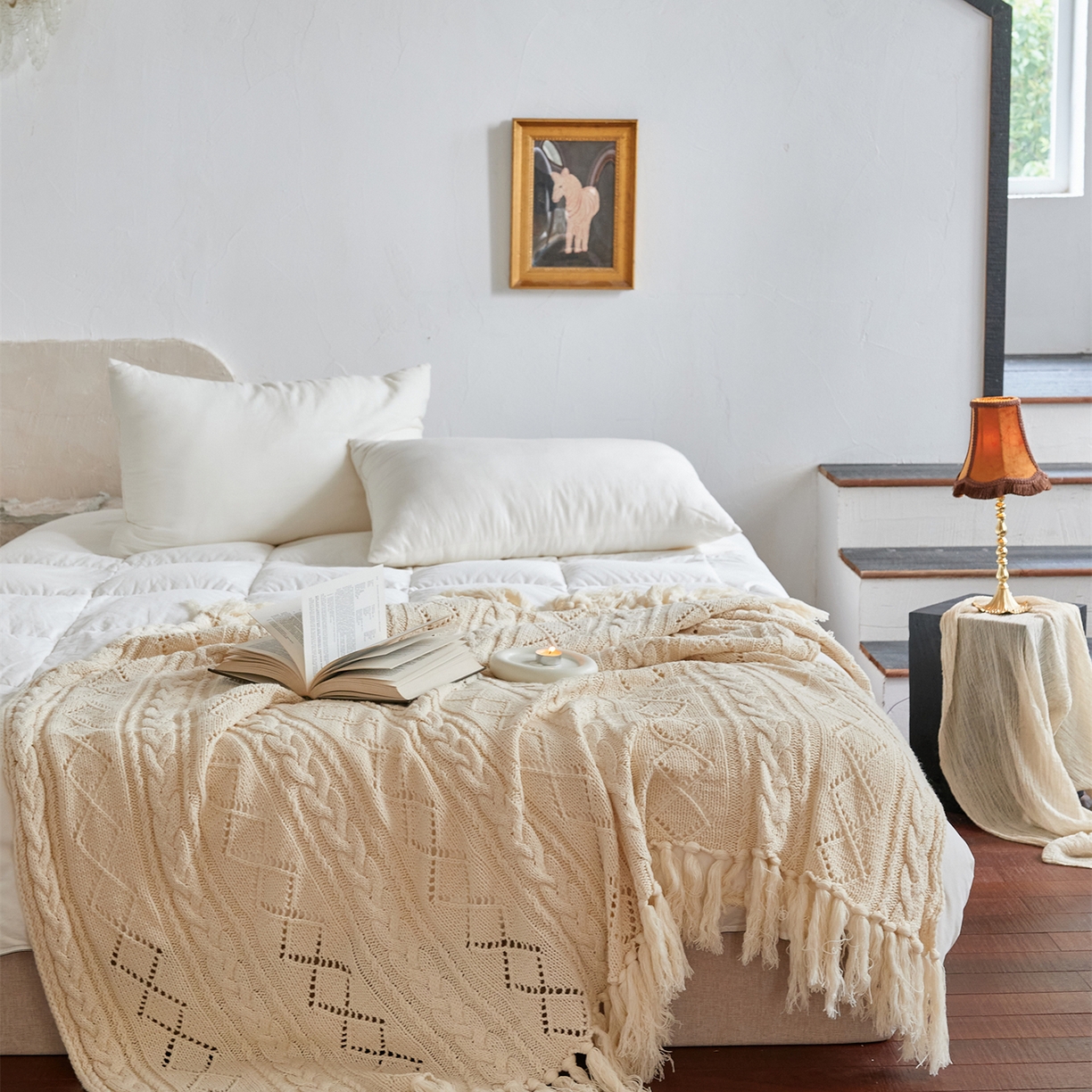 91家纺网 家纺一手货源 找家纺 （总）暖绵绵家纺 2025新款针织流苏针织毯-克拉白（最低零售价：248元）