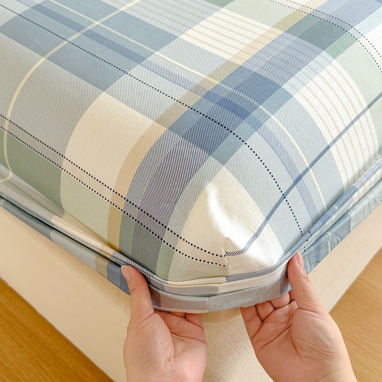 91家纺网 家纺一手货源 找家纺 尚帛 2026新款全棉品质喷气印花爆款四件套 多规格套件 单品系列-单床笠 格兰德-蓝