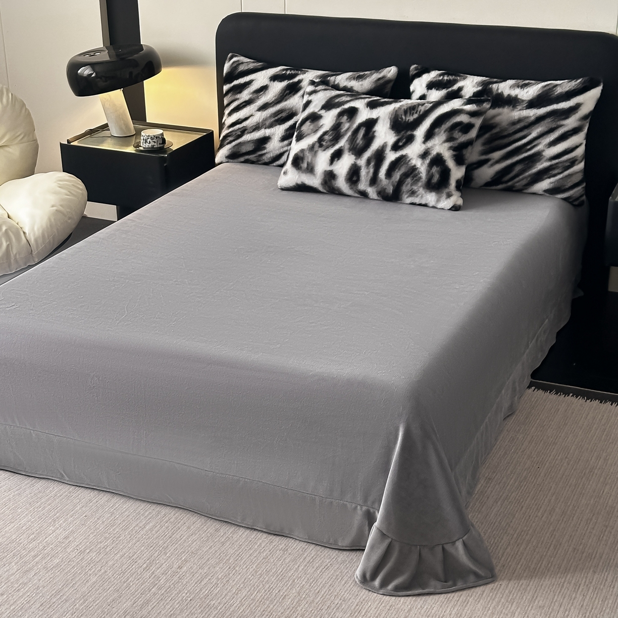 91家纺网 家纺一手货源 找家纺 乐窝家纺仓储 2025新款美拉德复古印花兔毛绒牛奶绒皮草绒床裙款四件套跨境外贸专供 轻奢豹纹