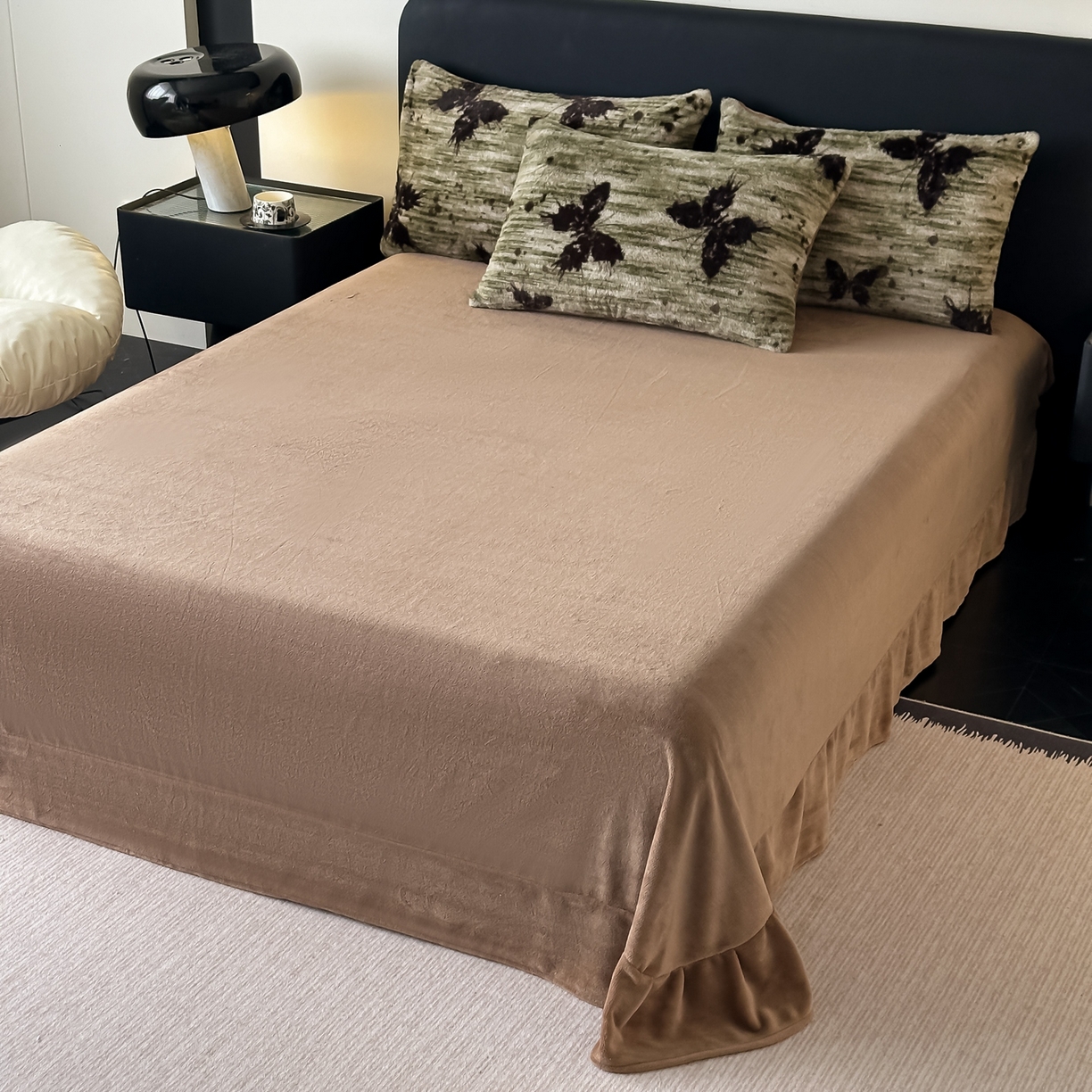 91家纺网 家纺一手货源 找家纺 乐窝家纺仓储 2025新款美拉德复古印花兔毛绒牛奶绒皮草绒床裙款四件套跨境外贸专供 优雅蝴蝶