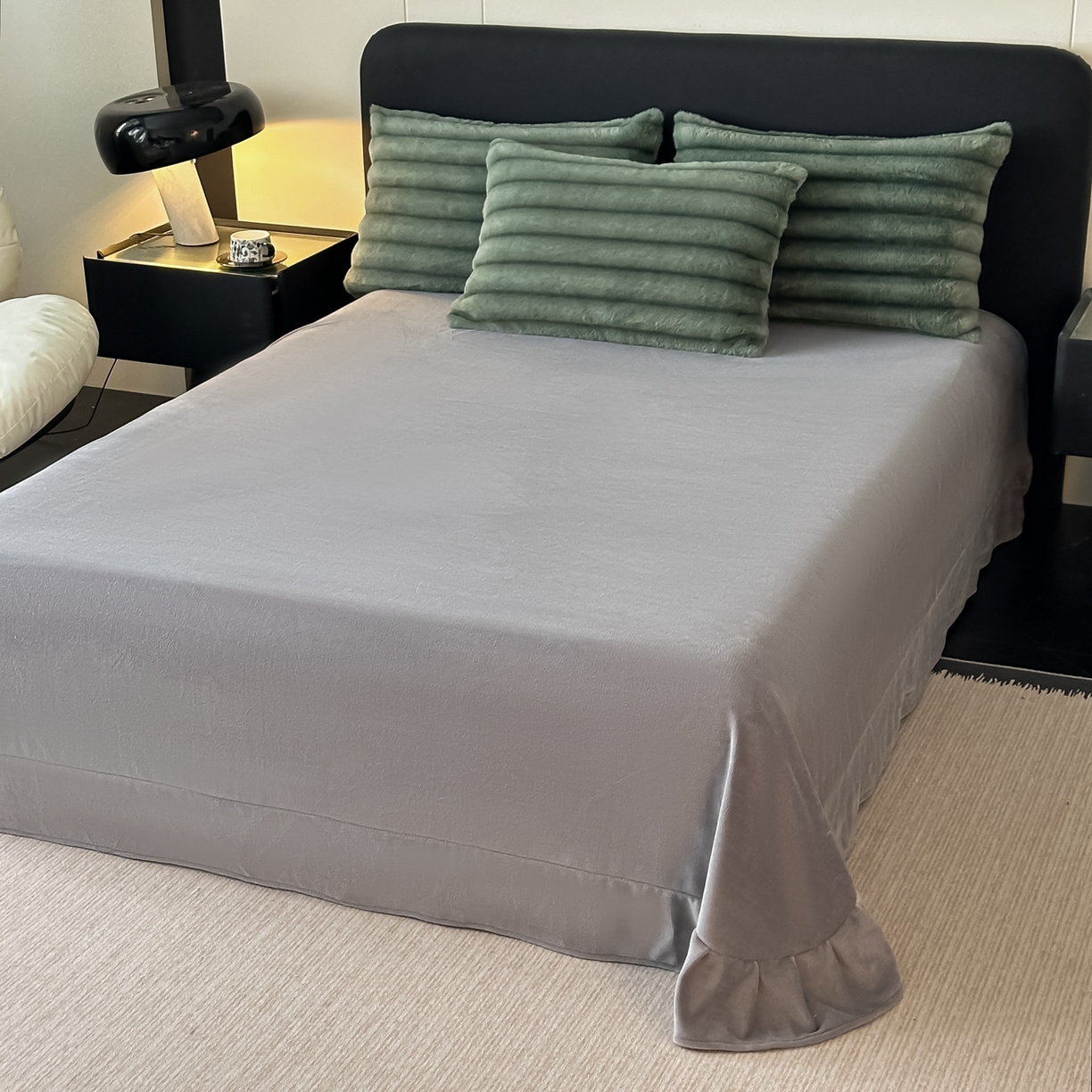 91家纺网 家纺一手货源 找家纺 乐窝家纺仓储 2025新款美拉德复古印花兔毛绒牛奶绒皮草绒床裙款四件套跨境外贸专供 优雅绿