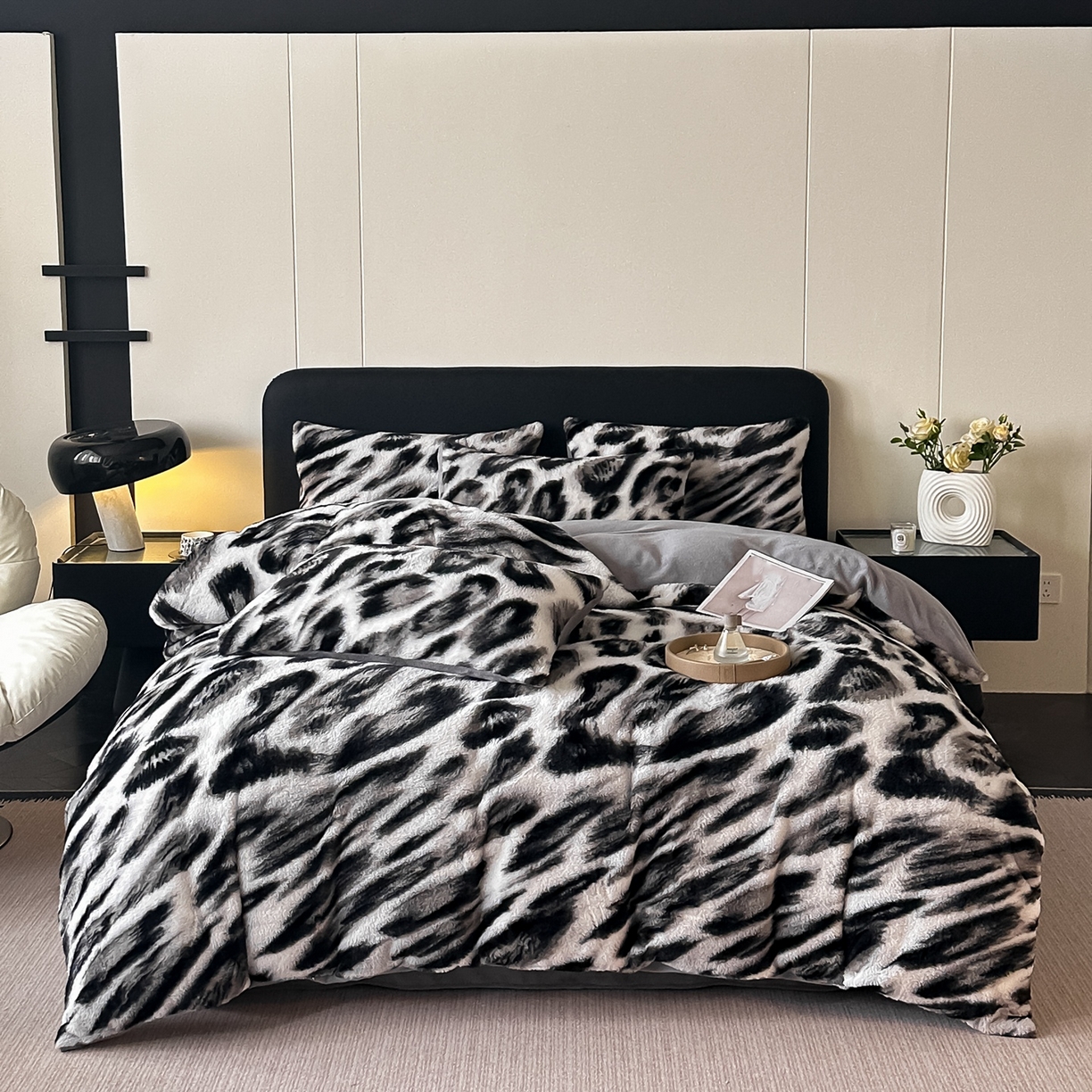 91家纺网 家纺一手货源 找家纺 乐窝家纺仓储 2025新款美拉德复古印花兔毛绒牛奶绒皮草绒床裙款四件套跨境外贸专供 轻奢豹纹