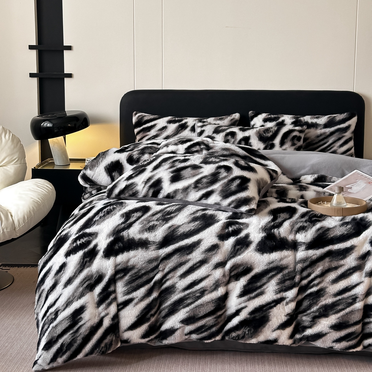 91家纺网 家纺一手货源 找家纺 乐窝家纺仓储 2025新款美拉德复古印花兔毛绒牛奶绒皮草绒床裙款四件套跨境外贸专供 轻奢豹纹