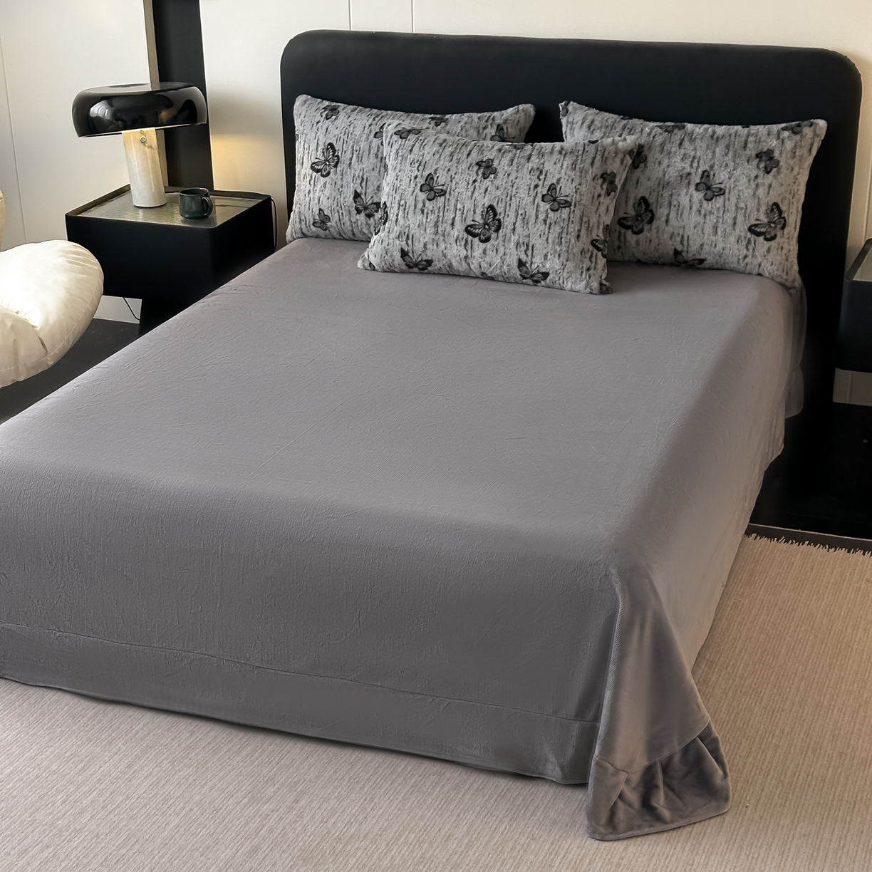 91家纺网 家纺一手货源 找家纺 乐窝家纺仓储 2025新款美拉德复古印花兔毛绒牛奶绒皮草绒床裙款四件套跨境外贸专供 蝴蝶仙子