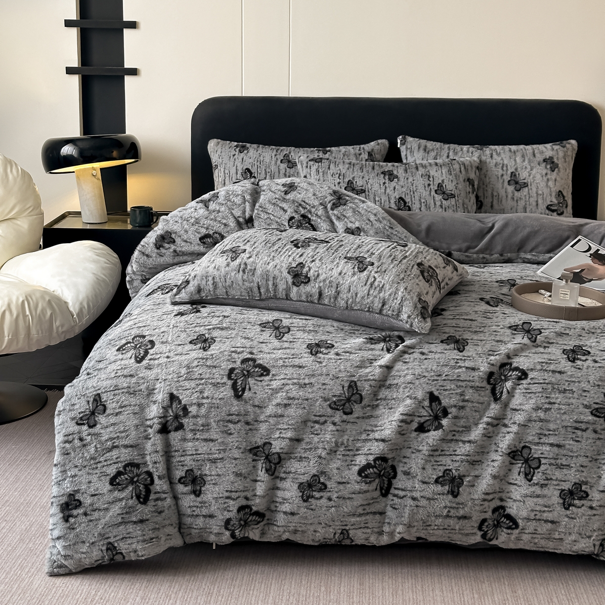 91家纺网 家纺一手货源 找家纺 乐窝家纺仓储 2025新款美拉德复古印花兔毛绒牛奶绒皮草绒床裙款四件套跨境外贸专供 蝴蝶仙子