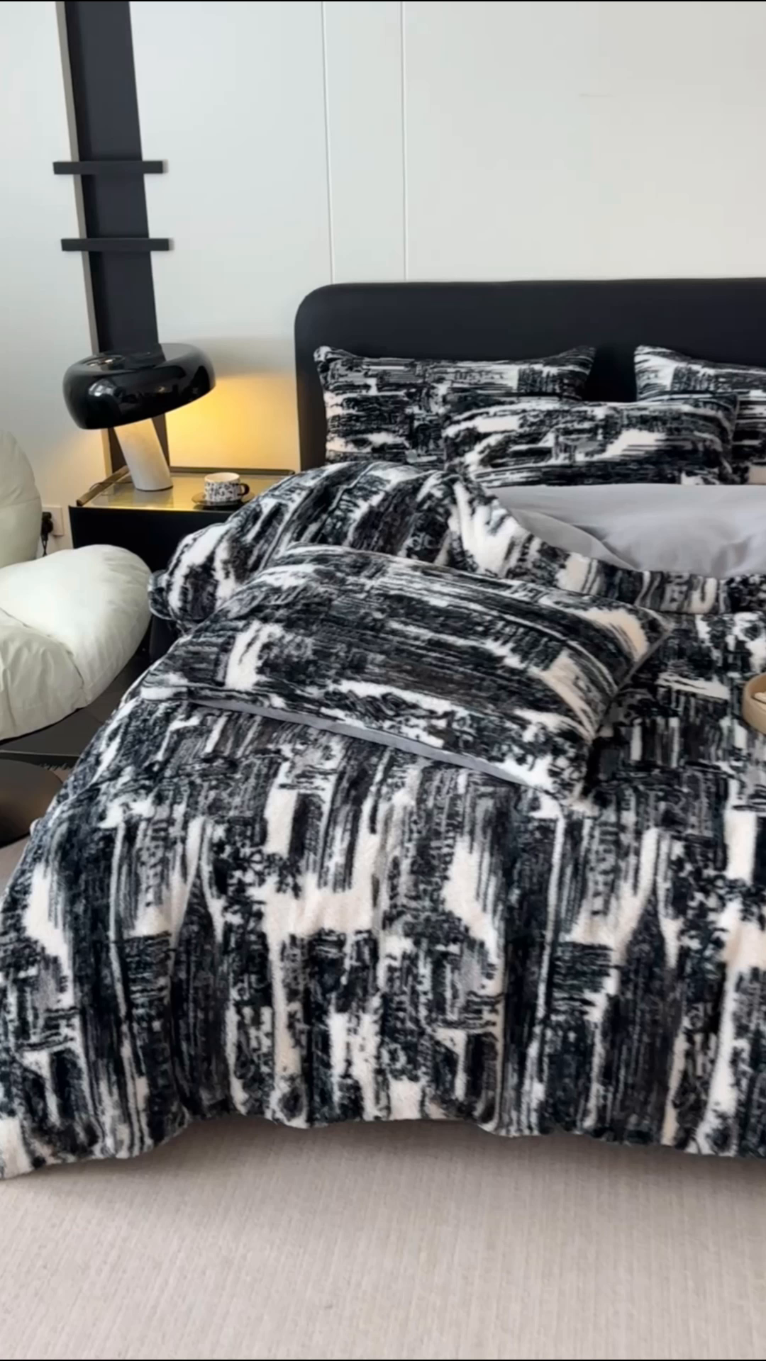 91家纺网 家纺一手货源 找家纺 乐窝家纺仓储 2025新款美拉德复古印花兔毛绒牛奶绒皮草绒床裙款四件套跨境外贸专供 大好山河