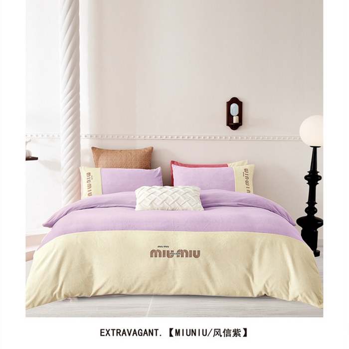 91家纺网 家纺一手货源 找家纺 （总）芯丝路枕业 2025新款牛奶绒四件套-MIUMIU