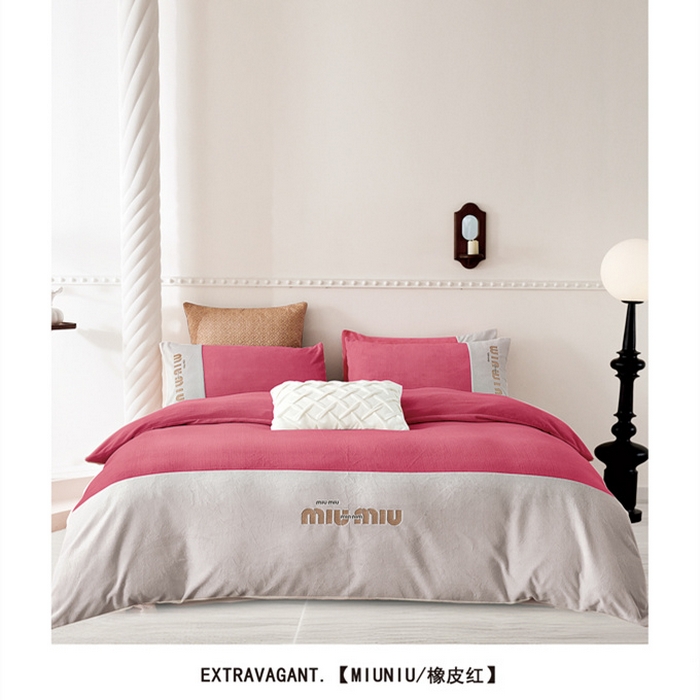 91家纺网 家纺一手货源 找家纺 （总）芯丝路枕业 2025新款牛奶绒四件套-MIUMIU