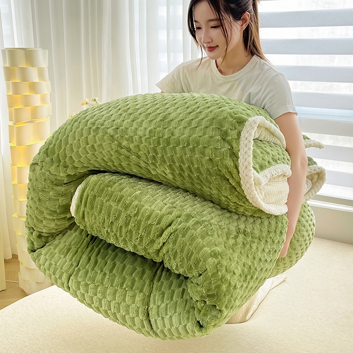 91家纺网 家纺一手货源 找家纺 熙宴家纺 2025新款可拆卸冬被被套+被芯二合一可拆洗豆豆绒棉花被子被芯 草绿