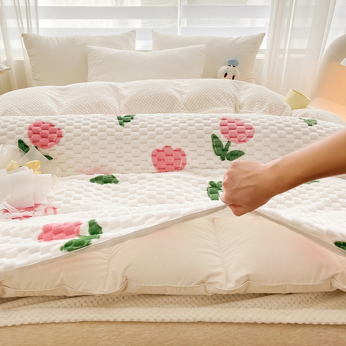 91家纺网 家纺一手货源 找家纺 熙宴家纺 2025新款可拆卸冬被被套+被芯二合一可拆洗豆豆绒棉花被子被芯 粉朵朵花