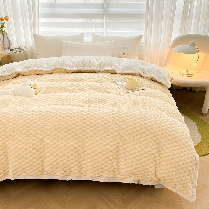 91家纺网 家纺一手货源 找家纺 熙宴家纺 2025新款可拆卸冬被被套+被芯二合一可拆洗豆豆绒棉花被子被芯 奶昔白