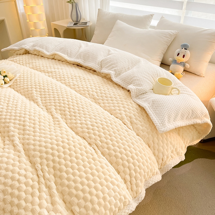 91家纺网 家纺一手货源 找家纺 熙宴家纺 2025新款可拆卸冬被被套+被芯二合一可拆洗豆豆绒棉花被子被芯 奶昔白