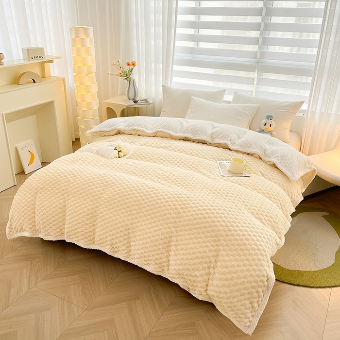 91家纺网 家纺一手货源 找家纺 熙宴家纺 2025新款可拆卸冬被被套+被芯二合一可拆洗豆豆绒棉花被子被芯 奶昔白