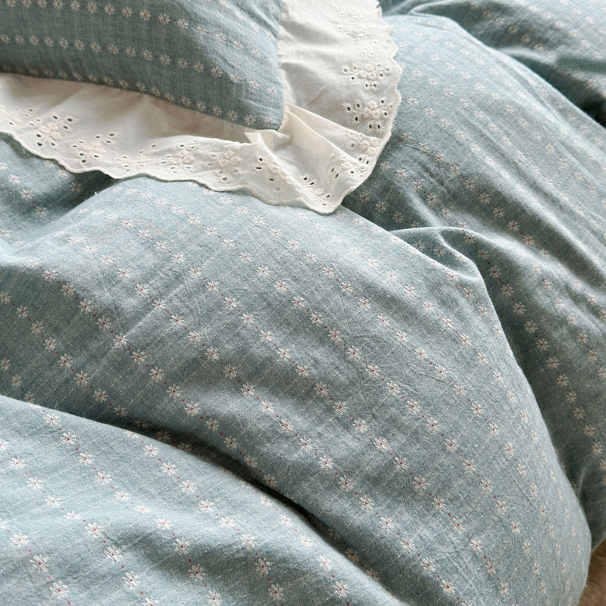 91家纺网 家纺一手货源 找家纺 水洗的故事（原有乐家） 2025新款全棉水洗色织提花大花边四件套 满天星-绿