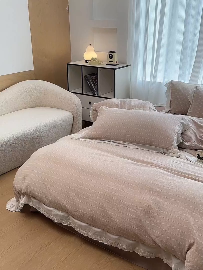 91家纺网 家纺一手货源 找家纺 水洗的故事（原有乐家） 2025新款全棉水洗色织提花大花边四件套 满天星-米