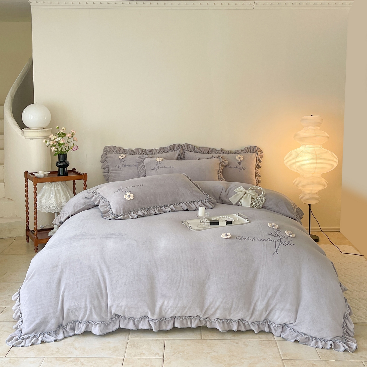 91家纺网 家纺一手货源 找家纺 （总）芯丝路枕业 2025新款公主立体花牛奶绒四件套-慢时光