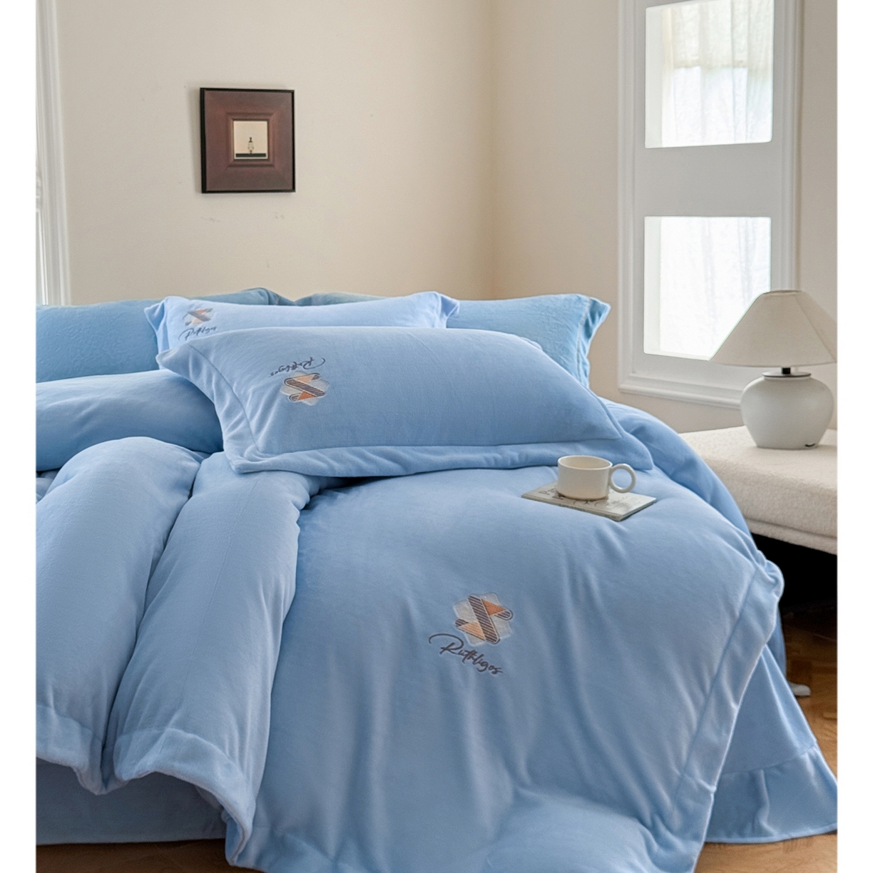 91家纺网 家纺一手货源 找家纺 （总）芯丝路枕业 2025新款牛奶绒四件套-伊森