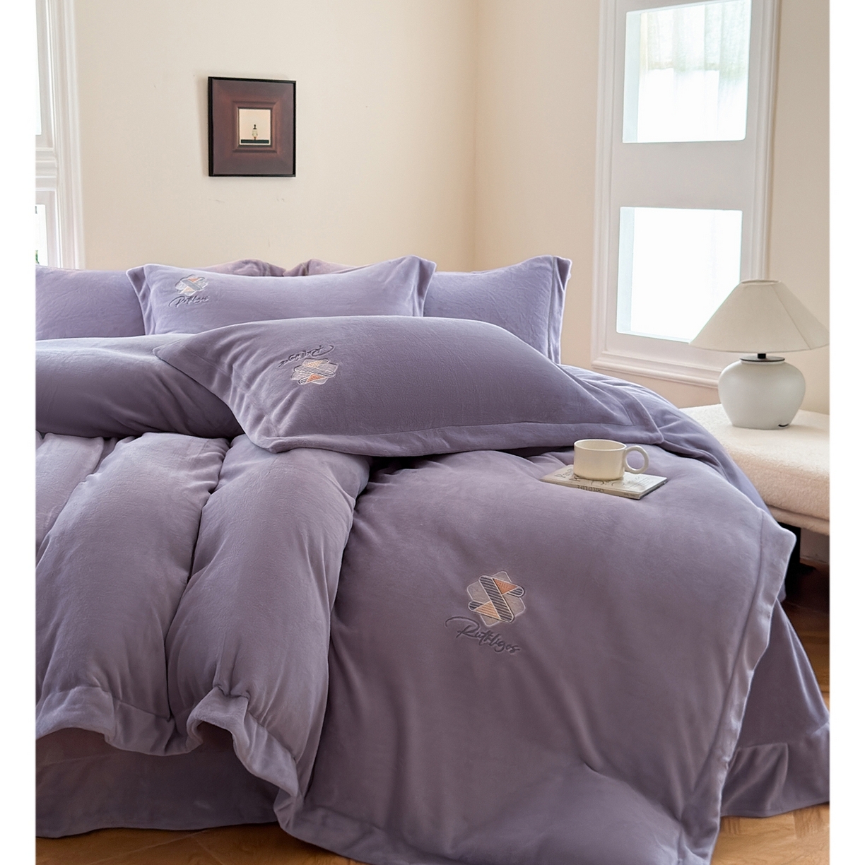 91家纺网 家纺一手货源 找家纺 （总）芯丝路枕业 2025新款牛奶绒四件套-伊森