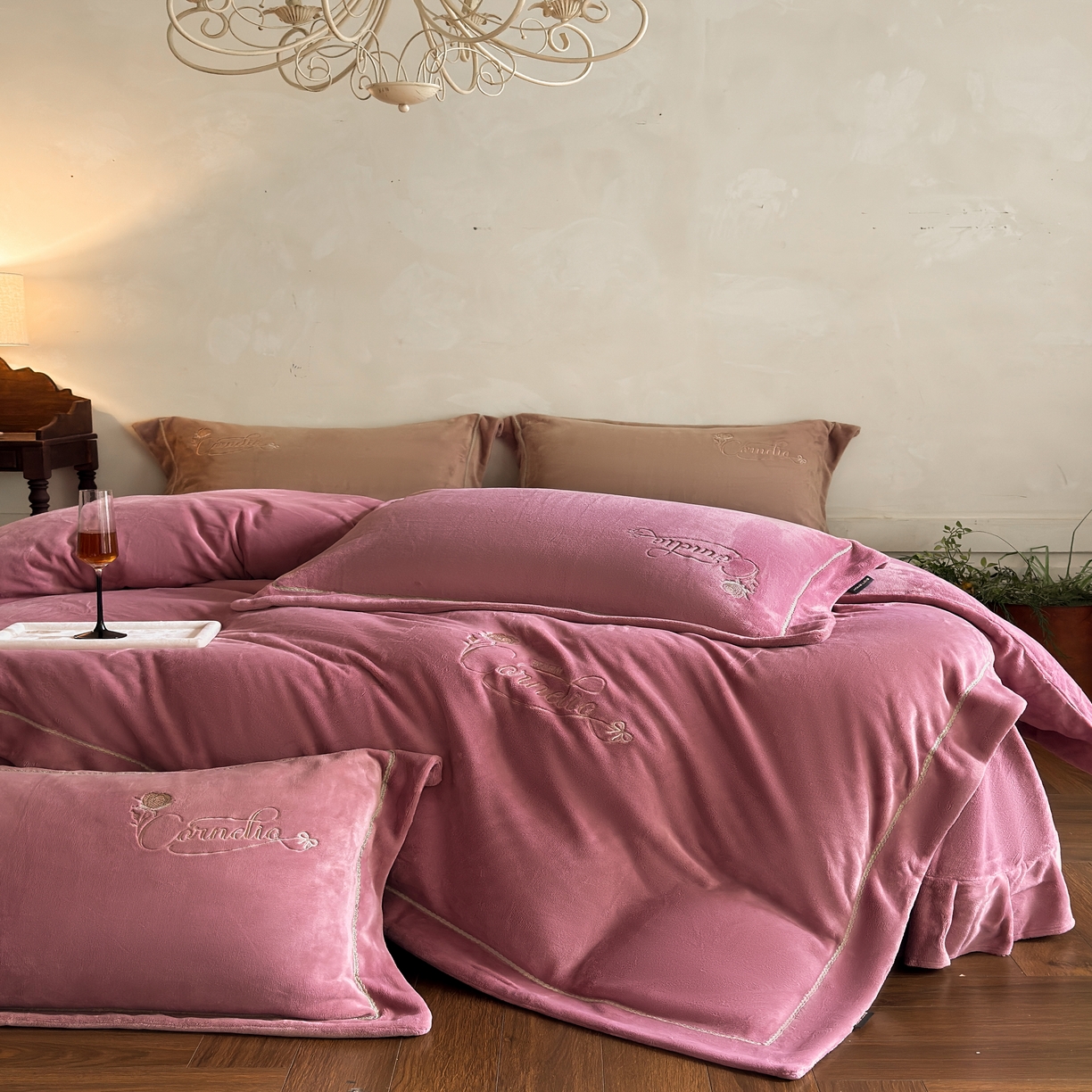 91家纺网 家纺一手货源 找家纺 （总）芯丝路枕业 2025新款蚕丝棉四件套(瞬吸超透气工艺)-浪漫时光