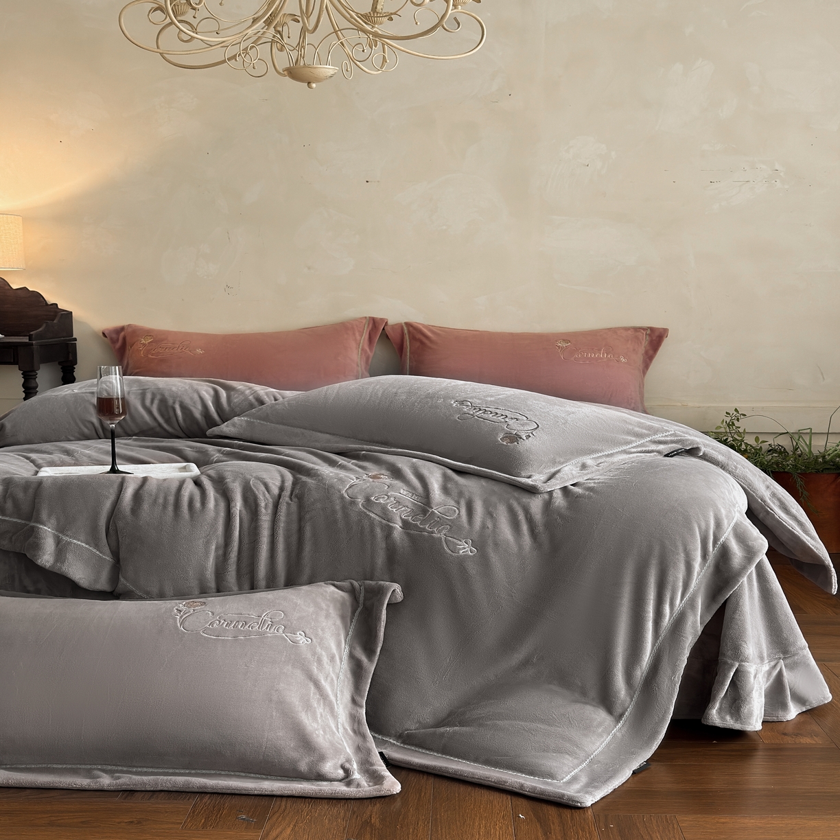 91家纺网 家纺一手货源 找家纺 （总）芯丝路枕业 2025新款蚕丝棉四件套(瞬吸超透气工艺)-浪漫时光